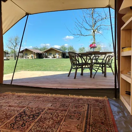 Hoeve Linnerveld Trekkerstent ラグジュアリーテント *